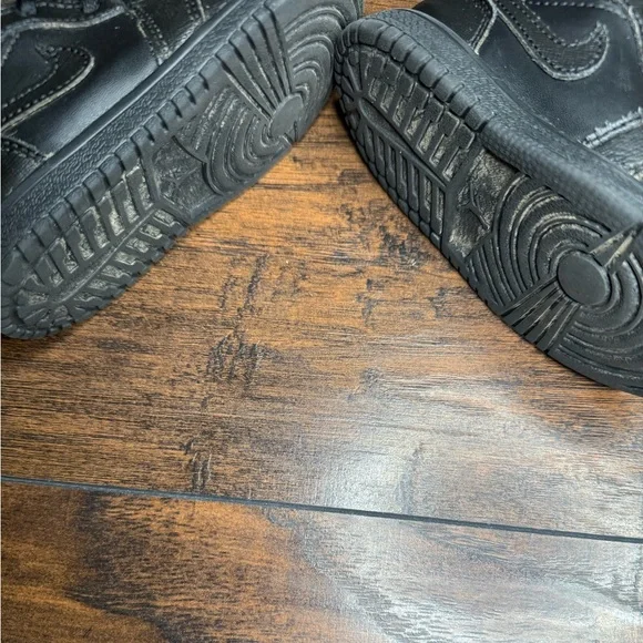 Jordan Mid 1 Toddler Boy sz 6.5c Black - Picture 5 of 5